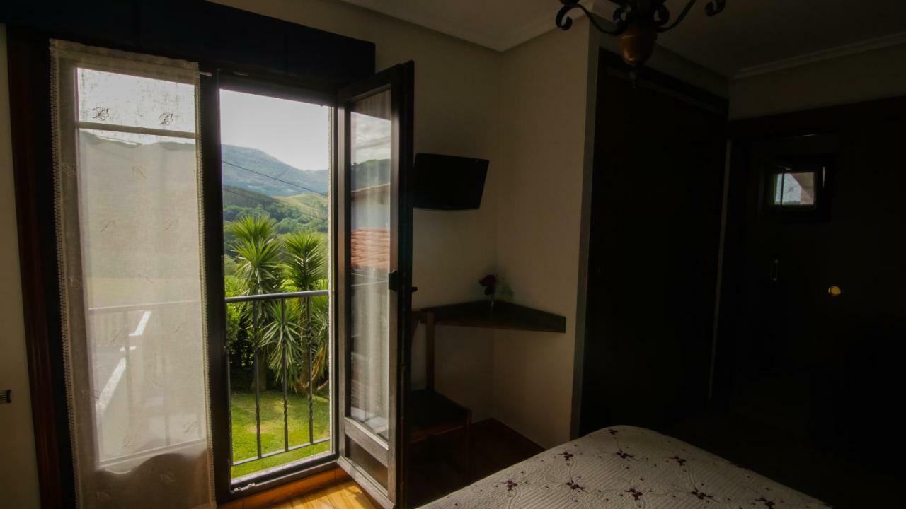 Tolare-Berri Hotel Zestoa Ngoại thất bức ảnh
